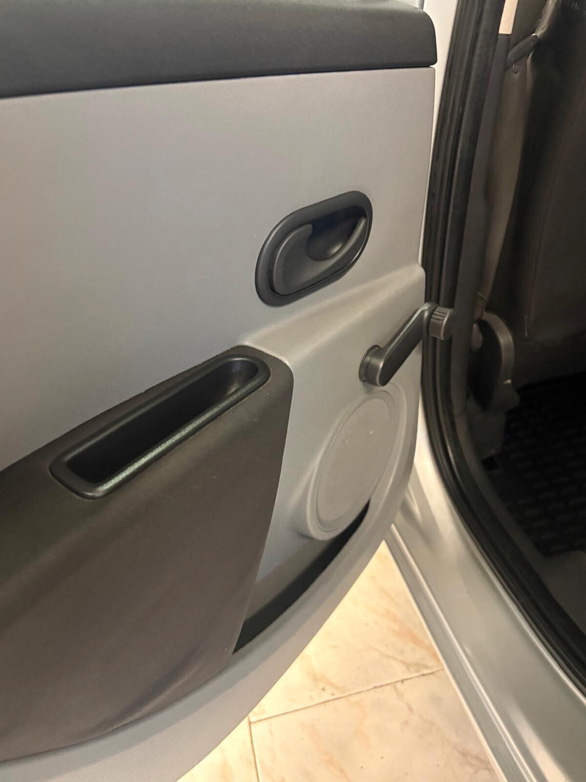 Renault Clio 1.2 16V 5 porte Confort