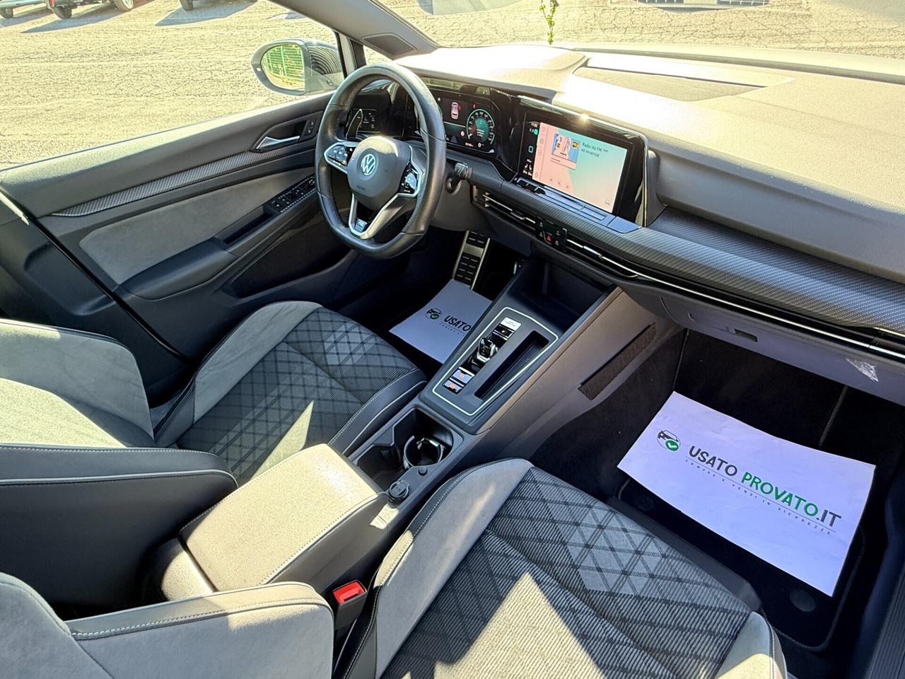 Volkswagen Golf 1.5 eTSI 130cv DSG R-Line TETTO