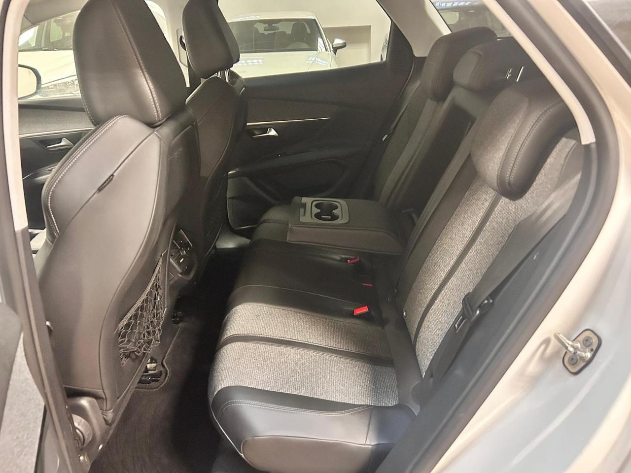 Peugeot 3008 PureTech Turbo 130 S&S Allure