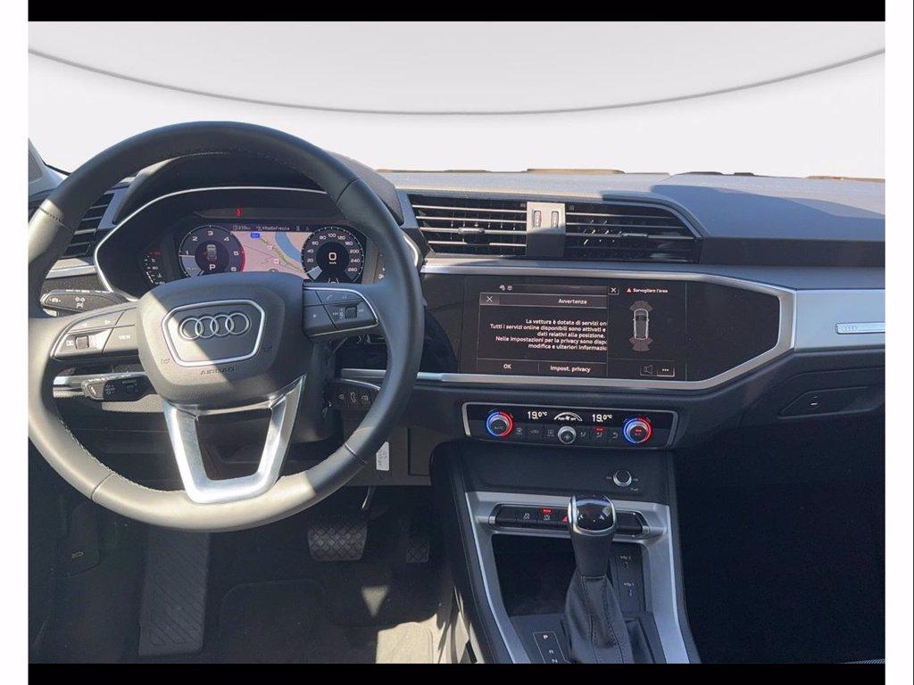 AUDI Q3 35 2.0 tdi business advanced s-tronic del 2023
