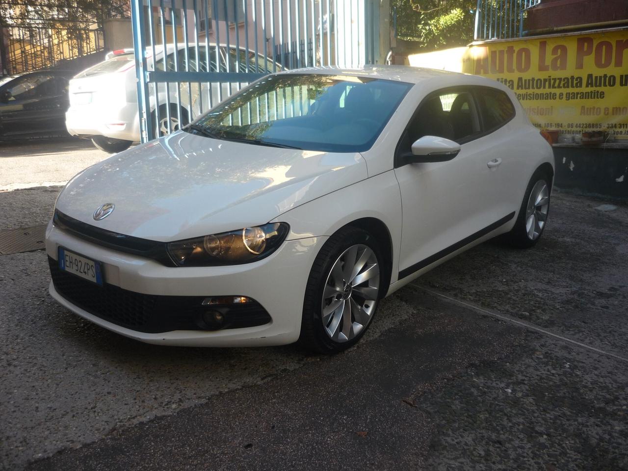 Volkswagen Scirocco 2.0 TDI 140CV DPF DSG