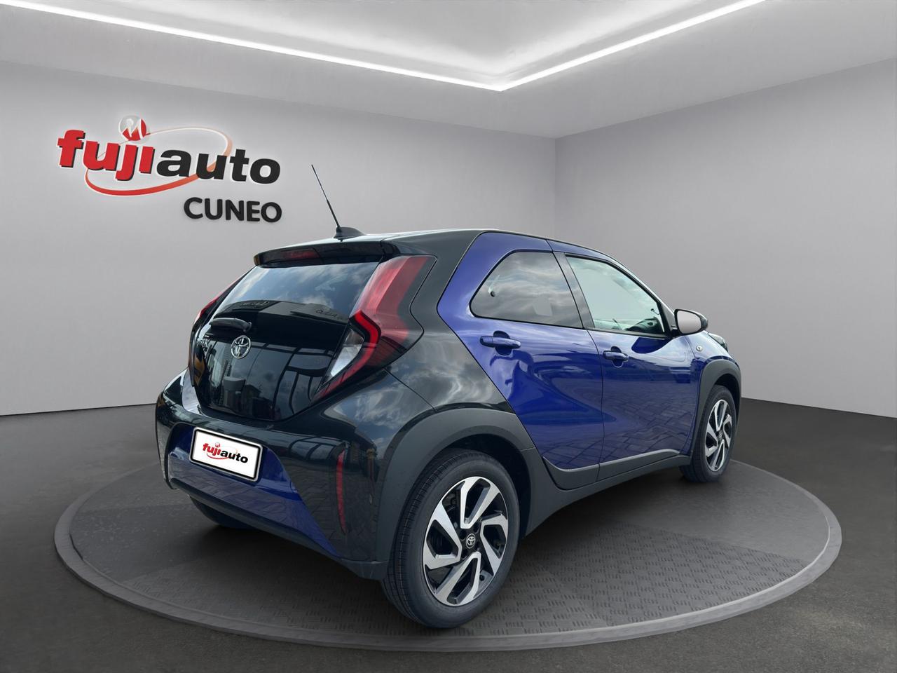 Toyota Aygo X - MY '24 5 porte TREND 1.0 VVT-i 5