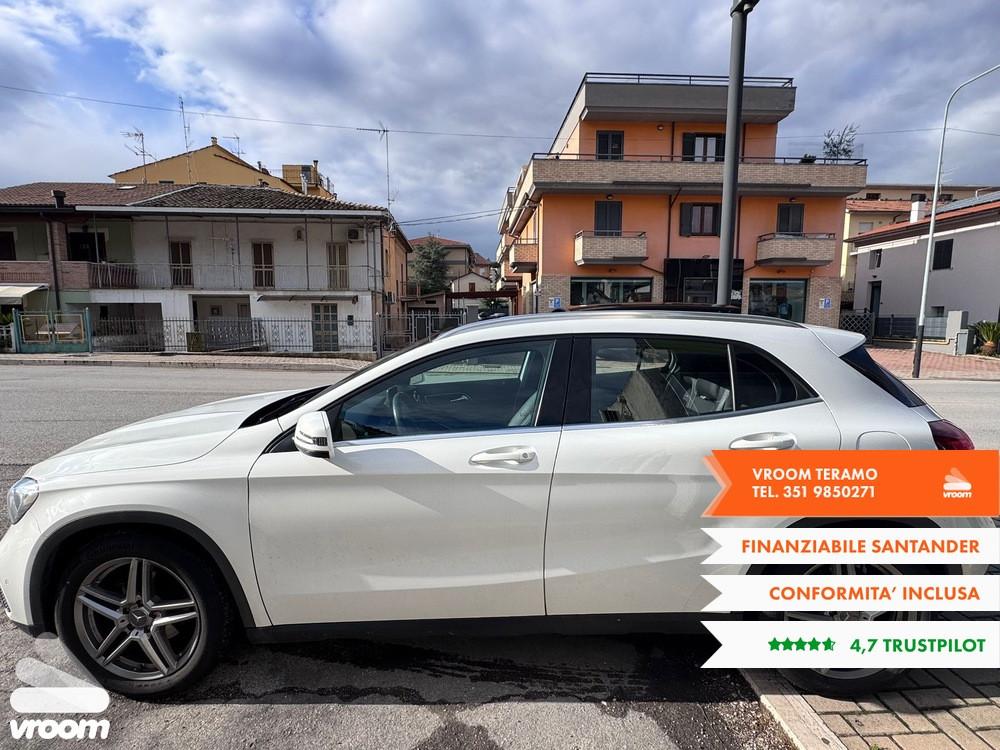 MERCEDES GLA 180 Sport