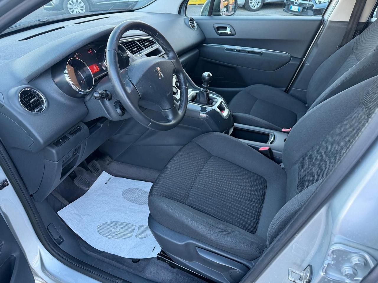 Peugeot 5008 1.6 HDI 115CV ACTIVE 5 POSTI 2013