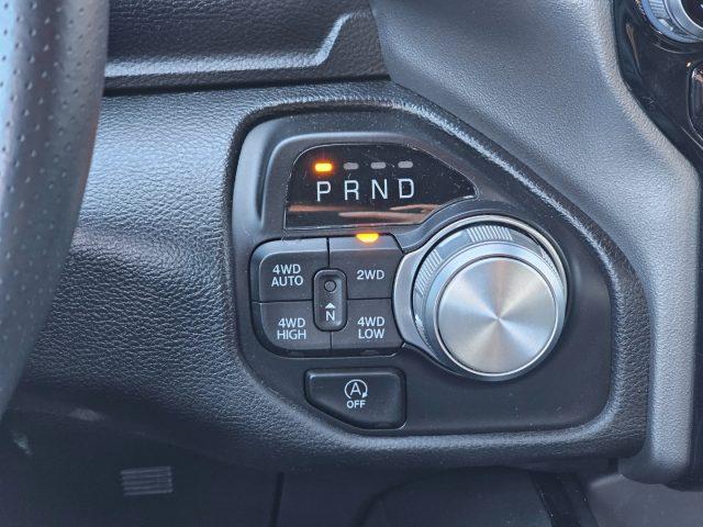 DODGE RAM 1500 5.7 V8 Crew Cab Sport Autocarro N1