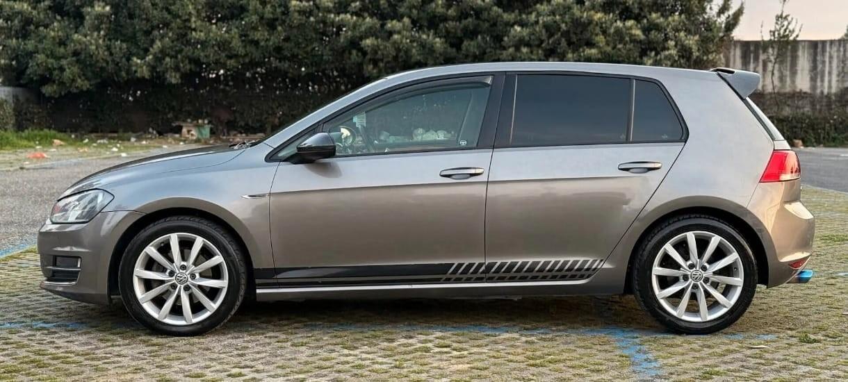 Volkswagen Golf 1.6 TDI DSG 5p. Highline BlueMotion Technology