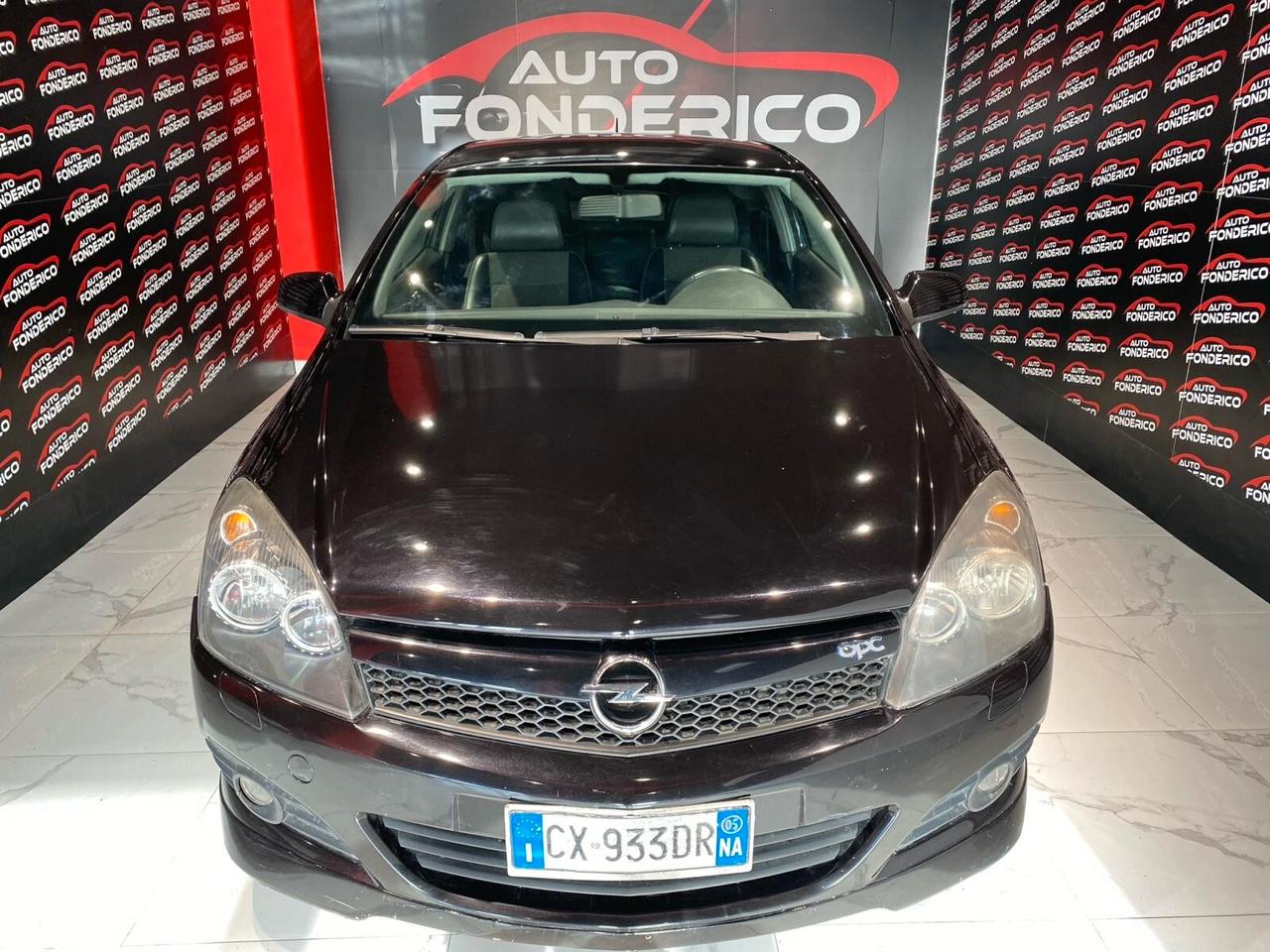 Opel Astra GTC 1.9 CDTI - 2005