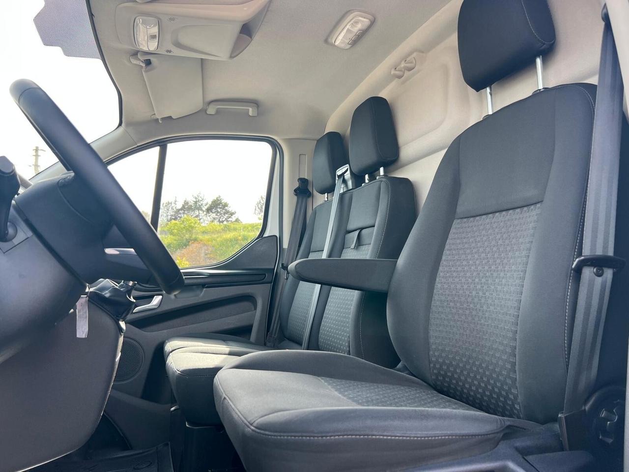 Ford Transit Custom 340 2.0 TDCi 130 PC Furgone