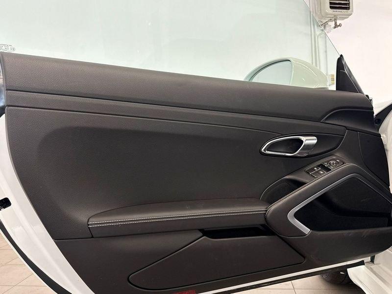 Porsche 718 2.0 Cayman Style Edition