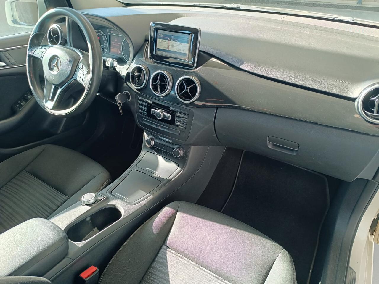 Mercedes-benz B 180 CDI BlueEFFICIENCY Premium
