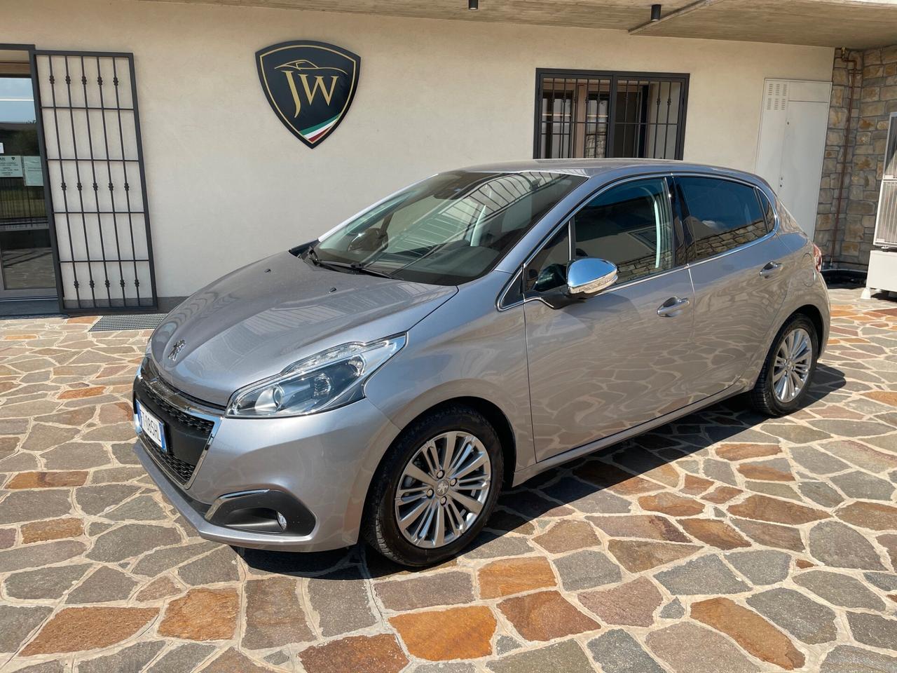 Peugeot 208 PureTech Turbo 110 EAT6 S&S 5 porte Allure