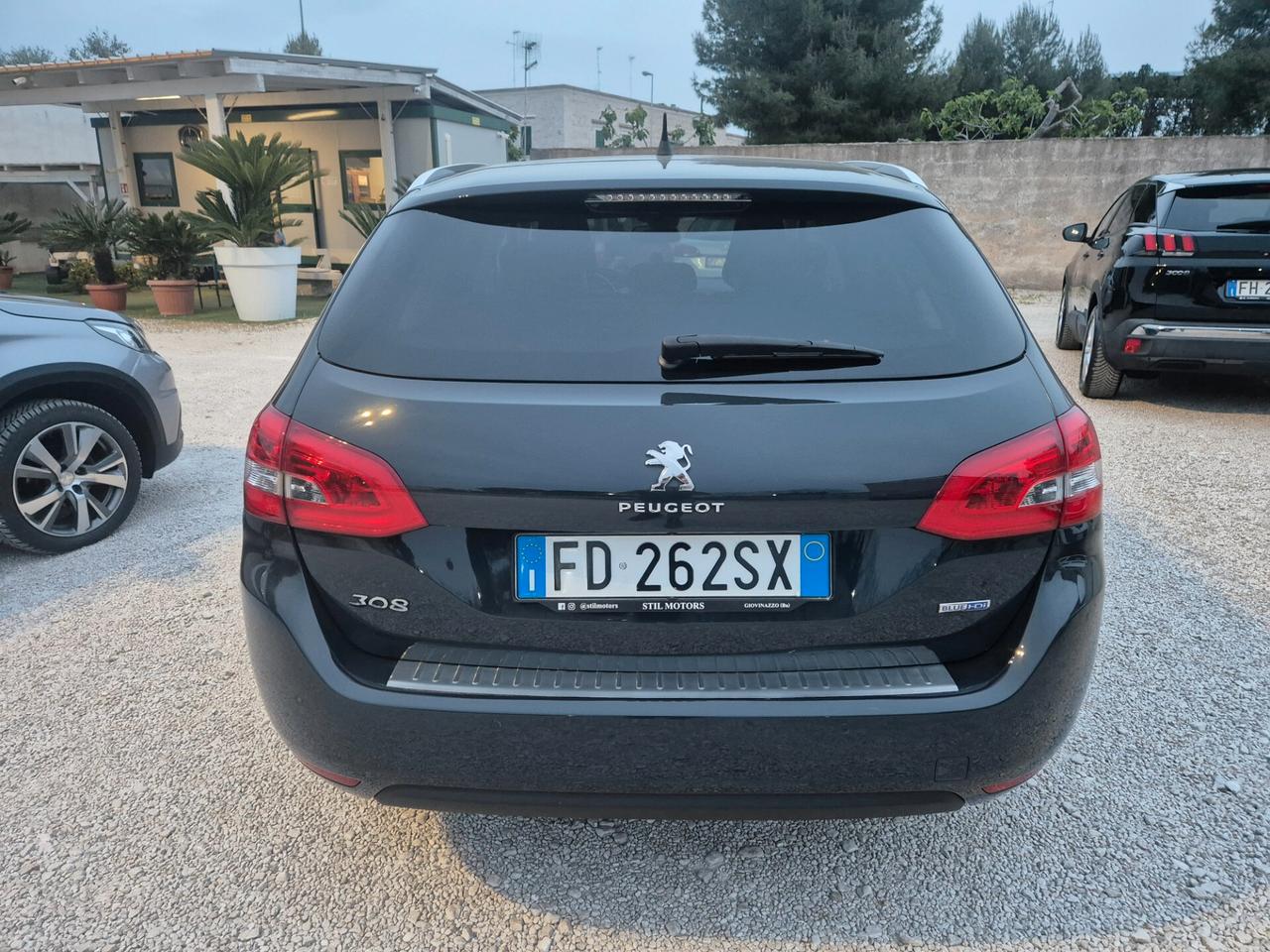 Peugeot 308 BlueHDi 120 S&S SW Allure