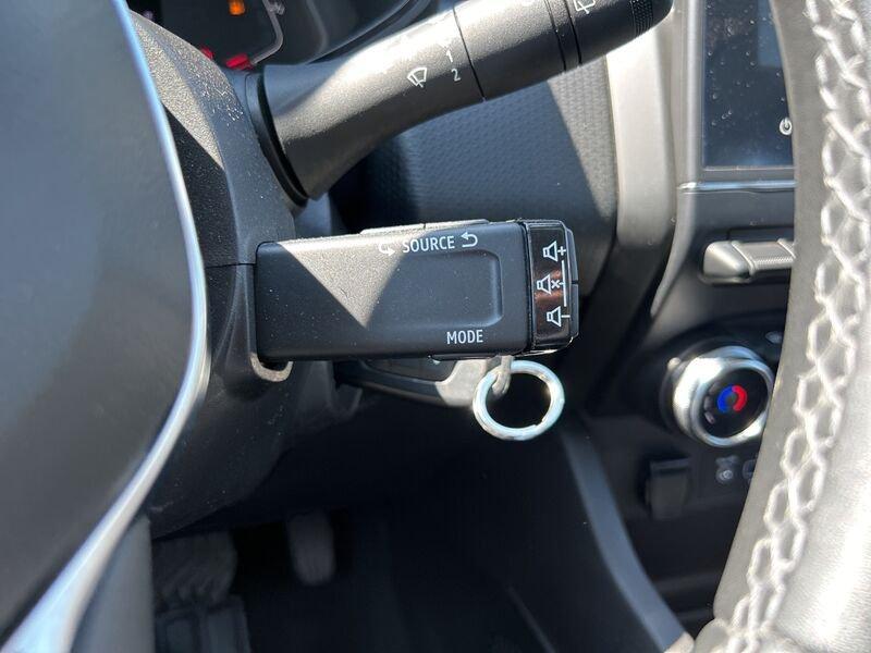 Renault Clio V 2019 1.6 E-Tech hybrid Intens 140cv auto my21