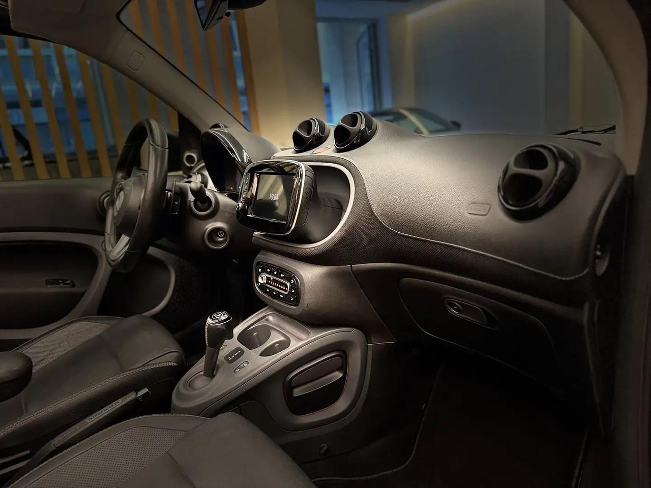 SMART BRABUS 0.9 BRABUS CABRIO EXCLUSIVE 109CV *FINANZIABILE*