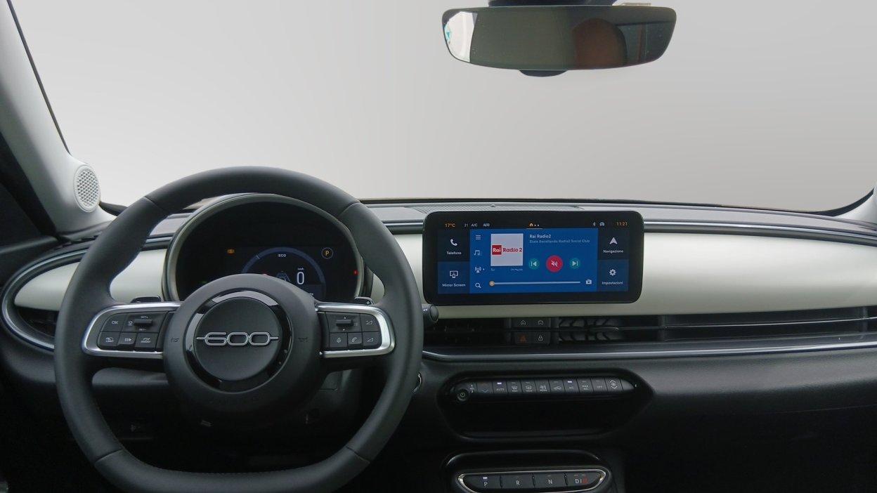 FIAT 600 (2023-->) - 600 Hybrid 110 CV DCT MHEV La Prima