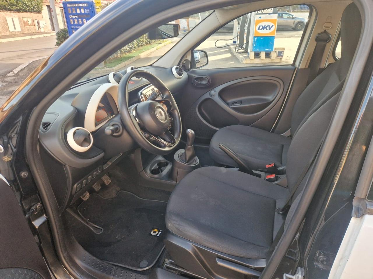 Smart ForFour 70 1.0 Passion