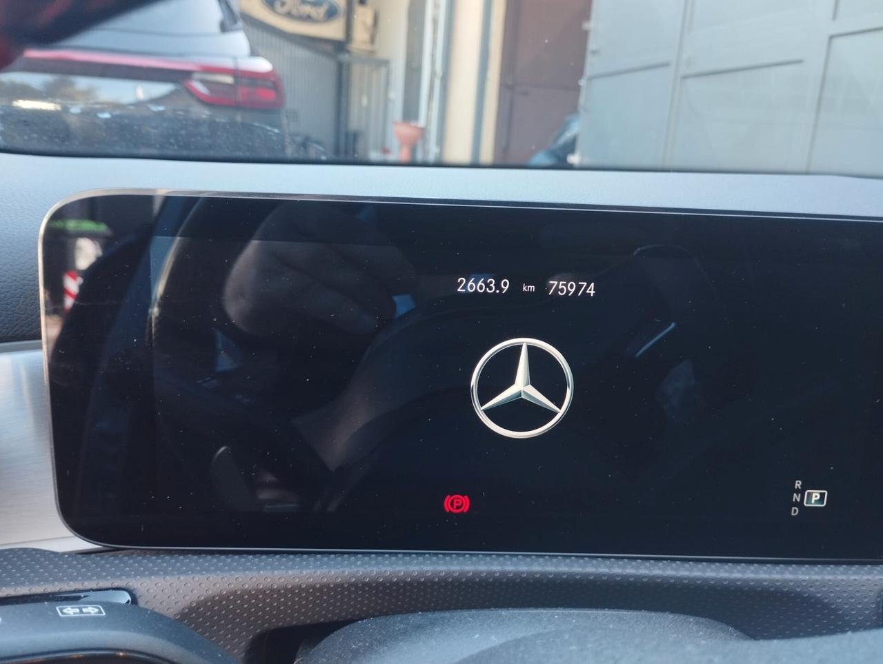 Mercedes-benz A 35 AMG RACE EDITION