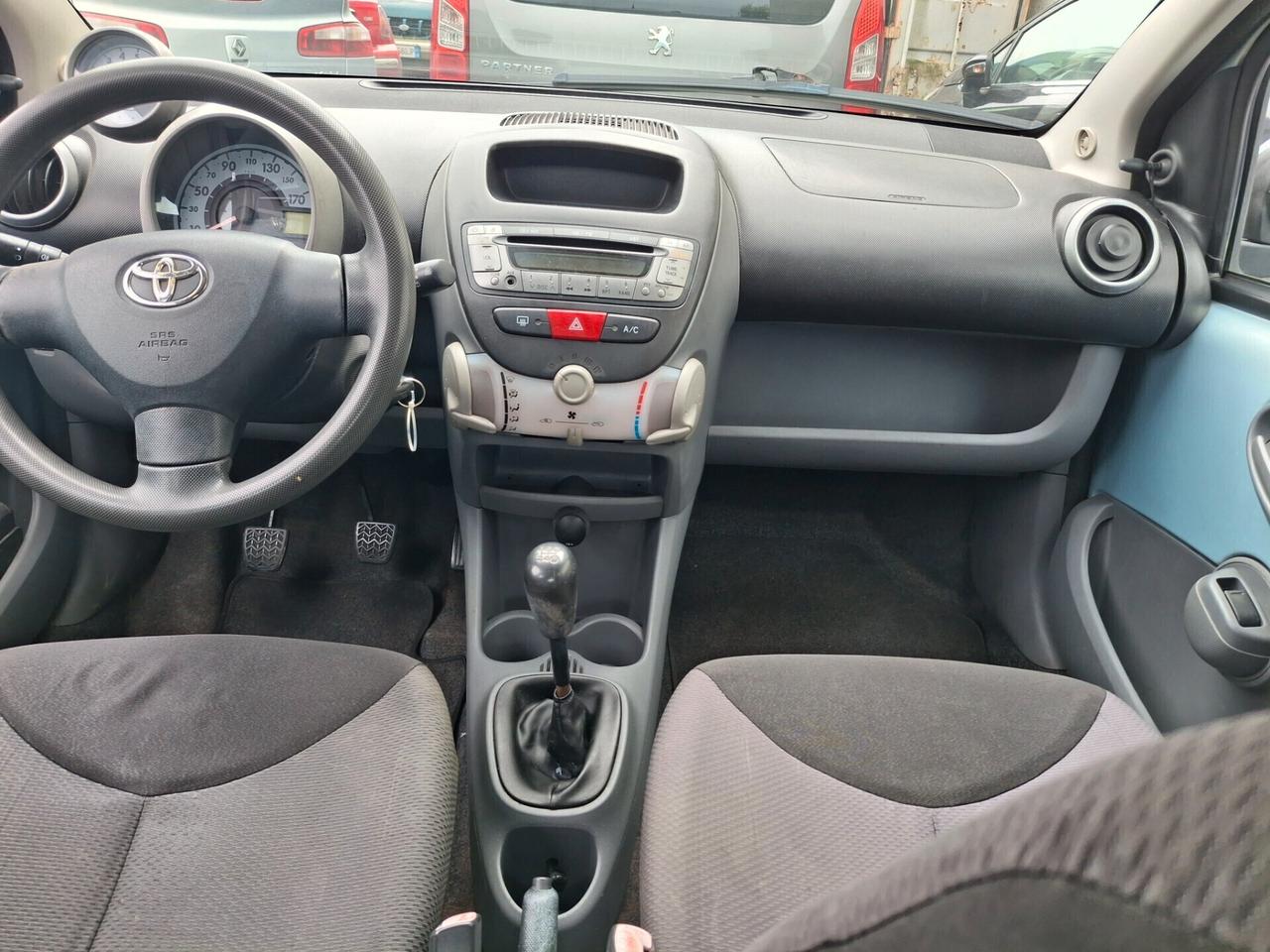 Toyota Aygo 1.0 12V VVT-i 5 Porte-NEOPATENTATI-