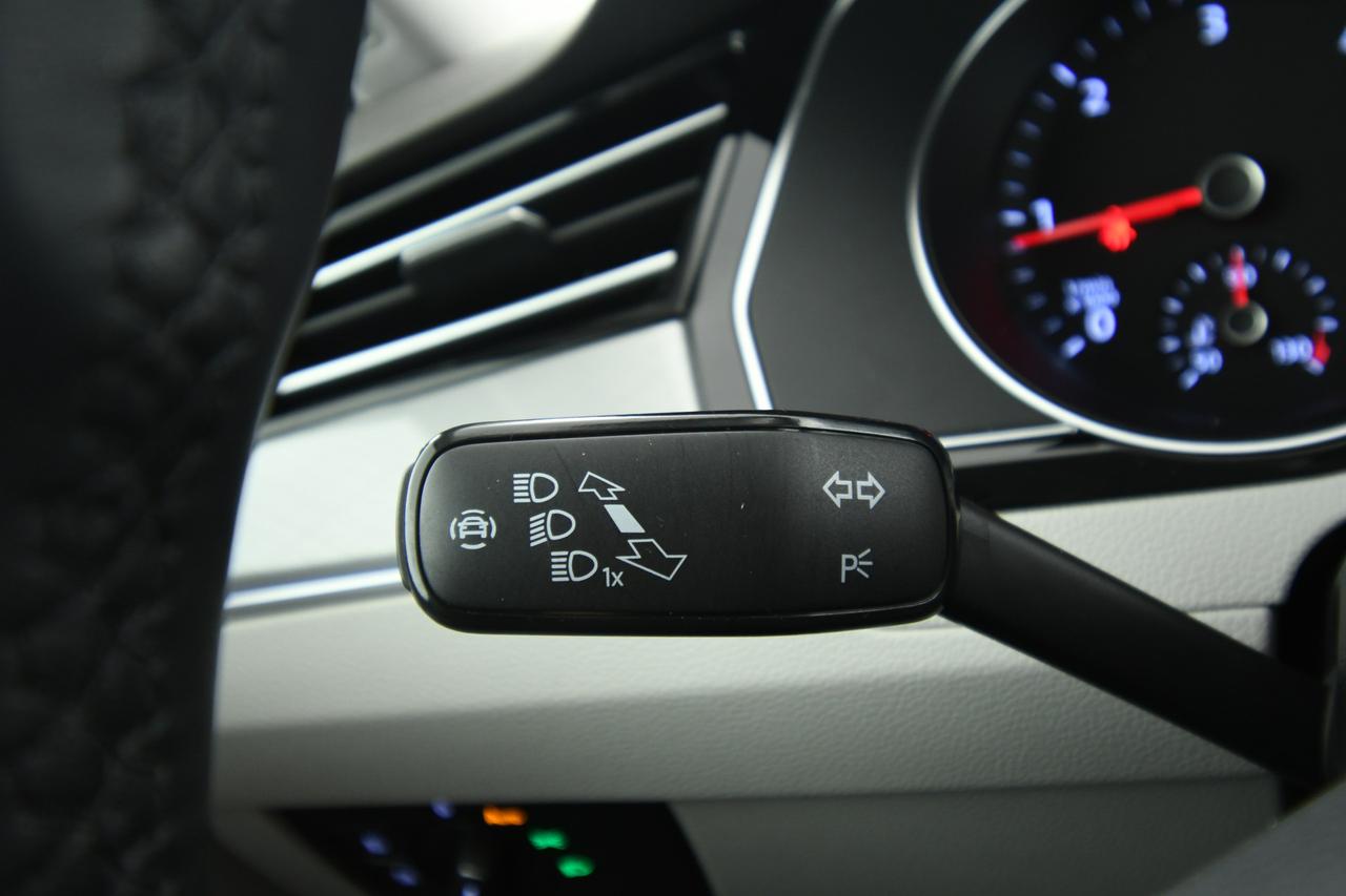 VOLKSWAGEN Passat Variant 2.0 tdi Business 150cv dsg CAMERA+LED+PELLE+ACC