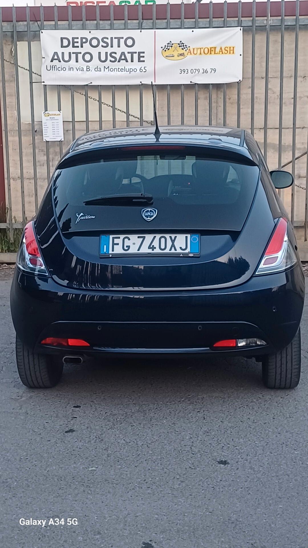 Lancia Ypsilon 1.2 69 CV 5 porte GPL Ecochic Unyca