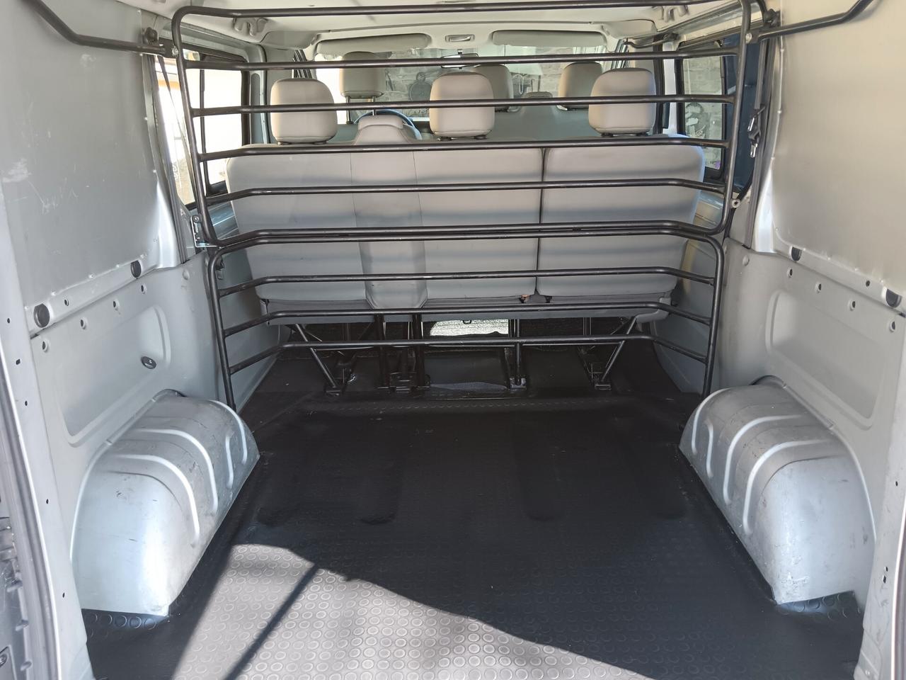 Renault Trafic 2.0 DCI 115CV AUTOCARRO 6 POSTI