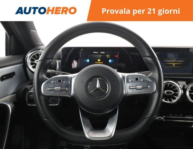 MERCEDES-BENZ A 200 d Automatic Premium