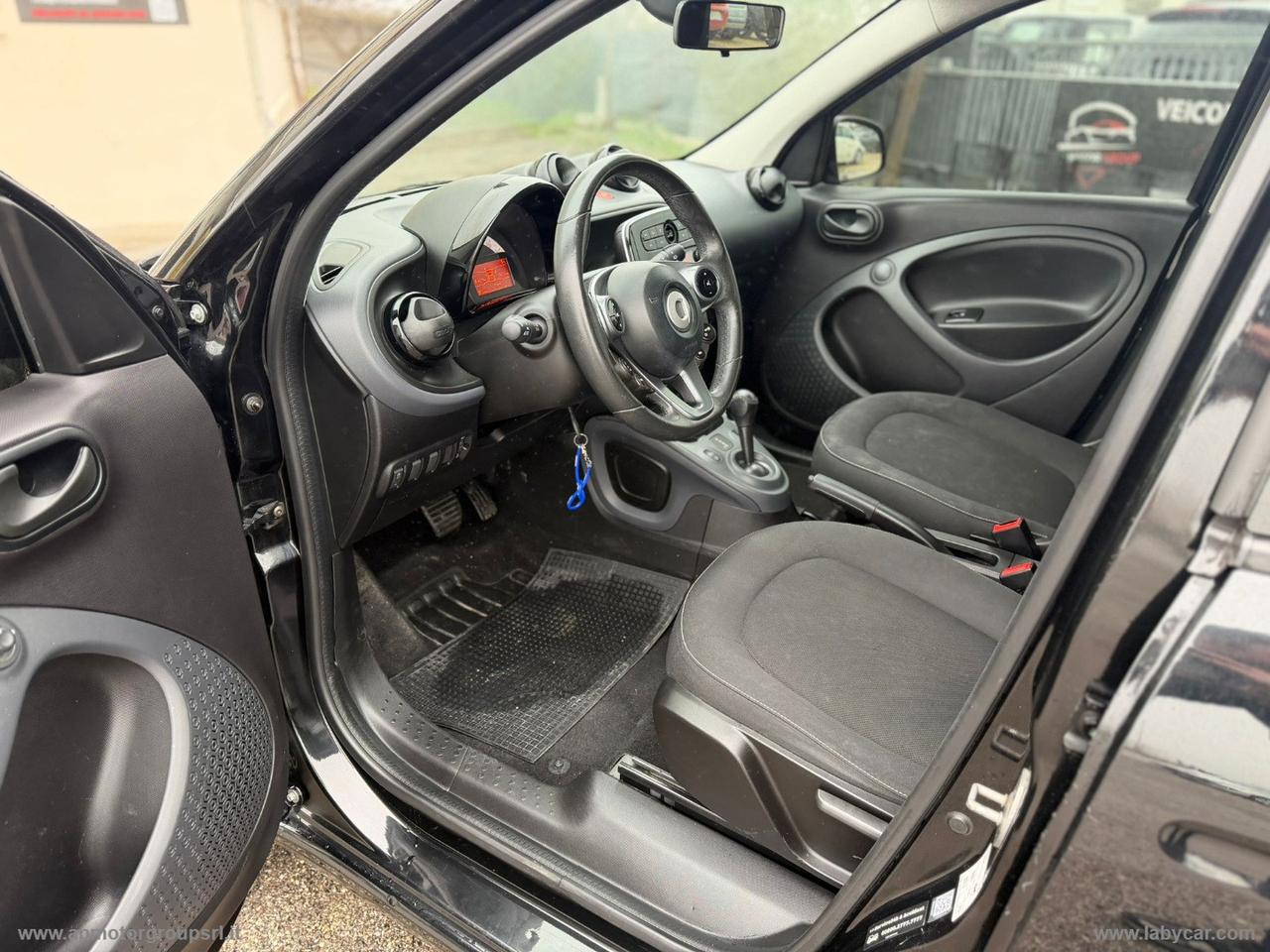 SMART forfour 70 1.0 twinamic Passion