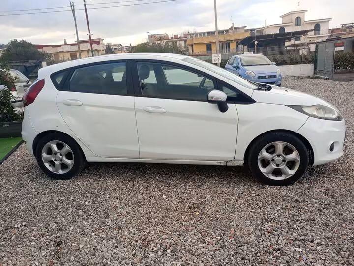 Ford Fiesta Fiesta+ 1.4 5 porte Bz.- GPL