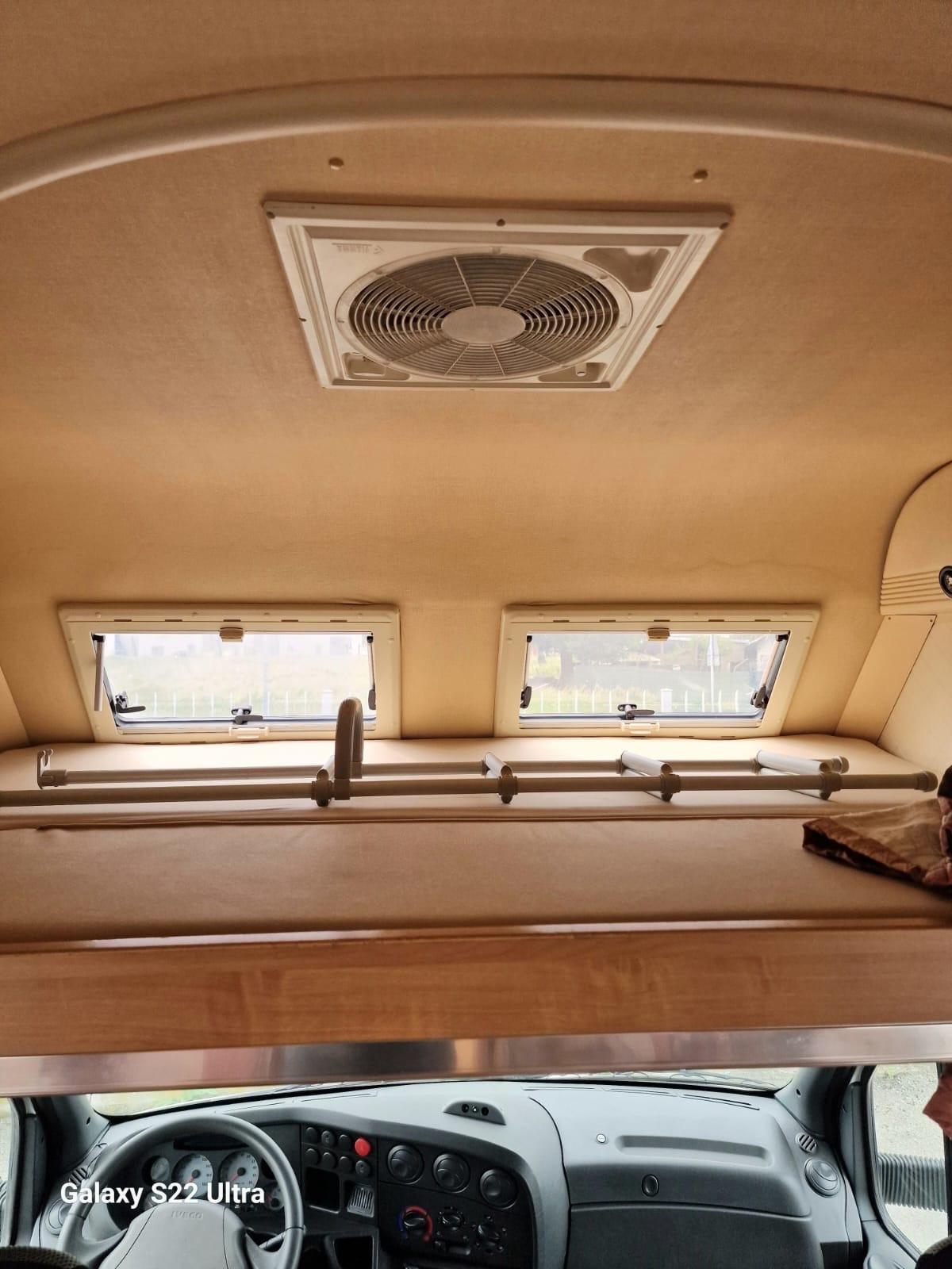 122 laika Ecovip 2 MANSARDATO del 2000 in saldo