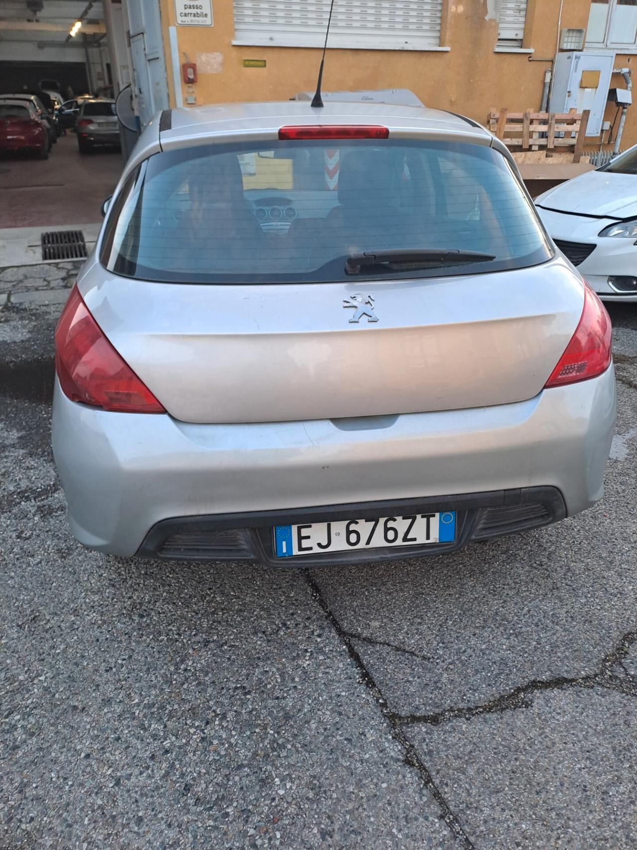 Peugeot 308 1.6 8V HDi 112CV 5p. Tecno