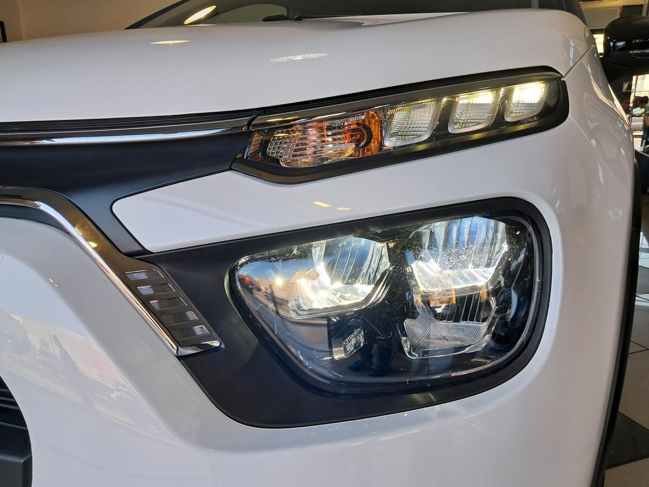 Citroen C3 PureTech 83 cv S Shine