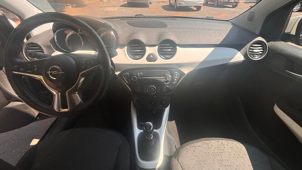 Opel Adam 1.2 70 CV White/Black Link