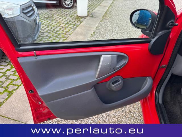 TOYOTA Aygo 1.0 12V VVT-i 5 porte Sol