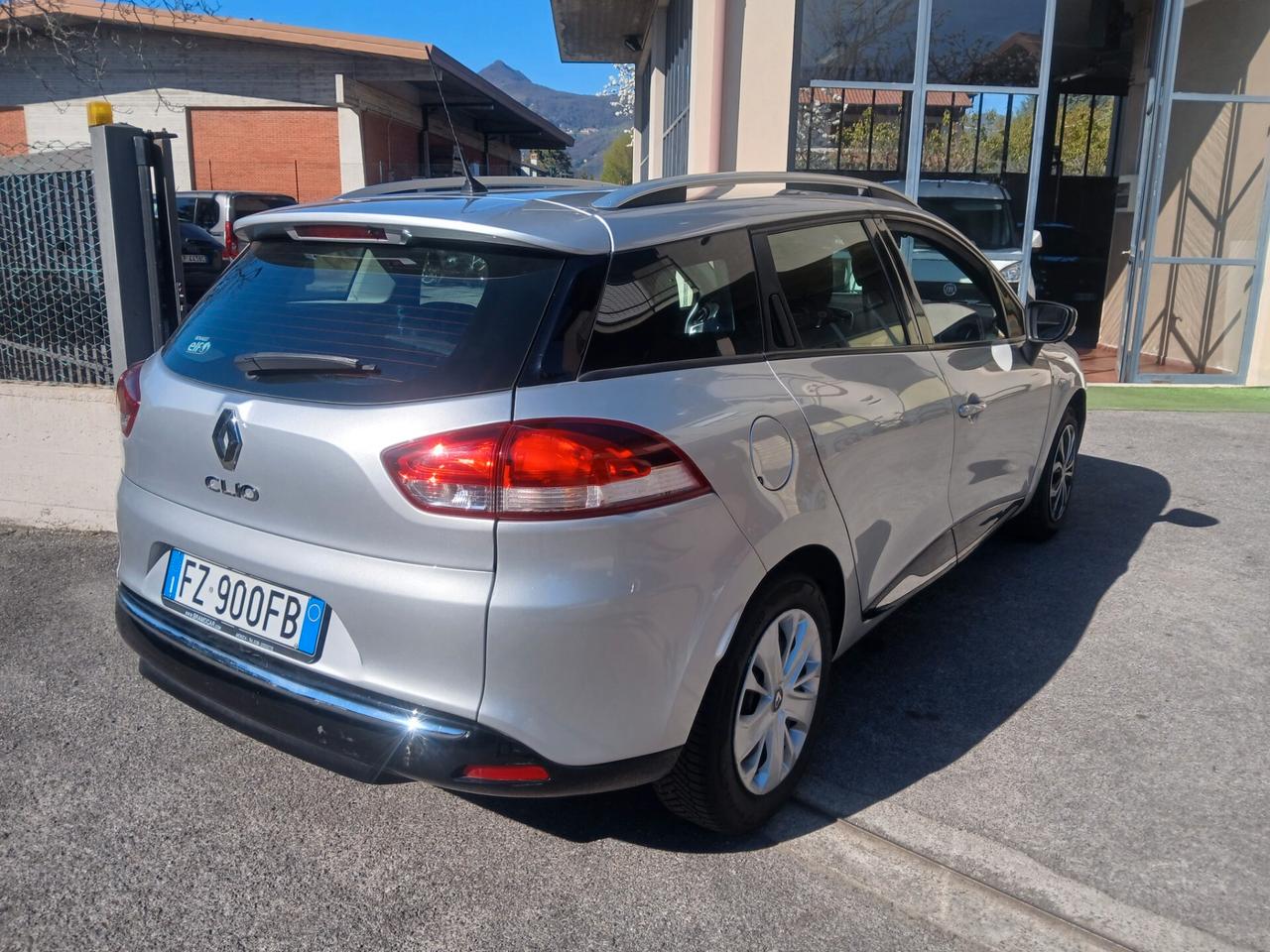 RENAULT Clio Sporter 1.2 54 KW 73 CV ANNO 2018