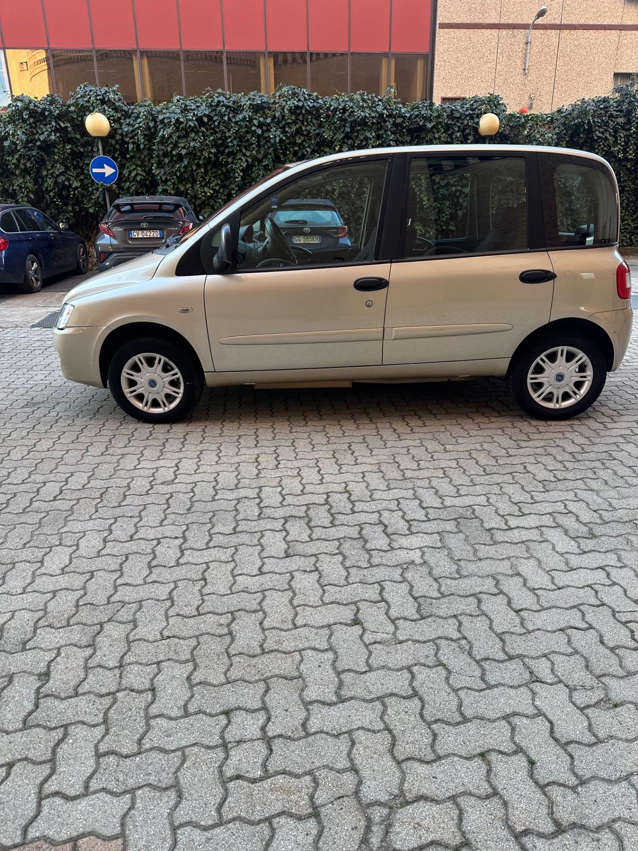 Fiat Multipla 1.6 16V Natural Power Active