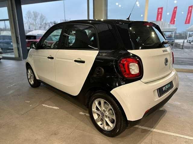 Smart forfour 70 1.0 twinamic Youngster