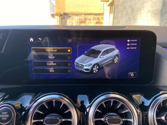 MERCEDES-BENZ GLA 200 d Automatic Premium Amg PACK NIGHT