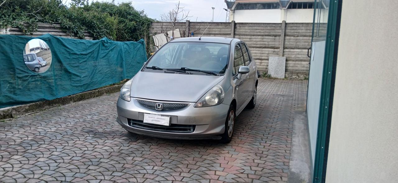 Honda Jazz 1.2 benzina neopatentati
