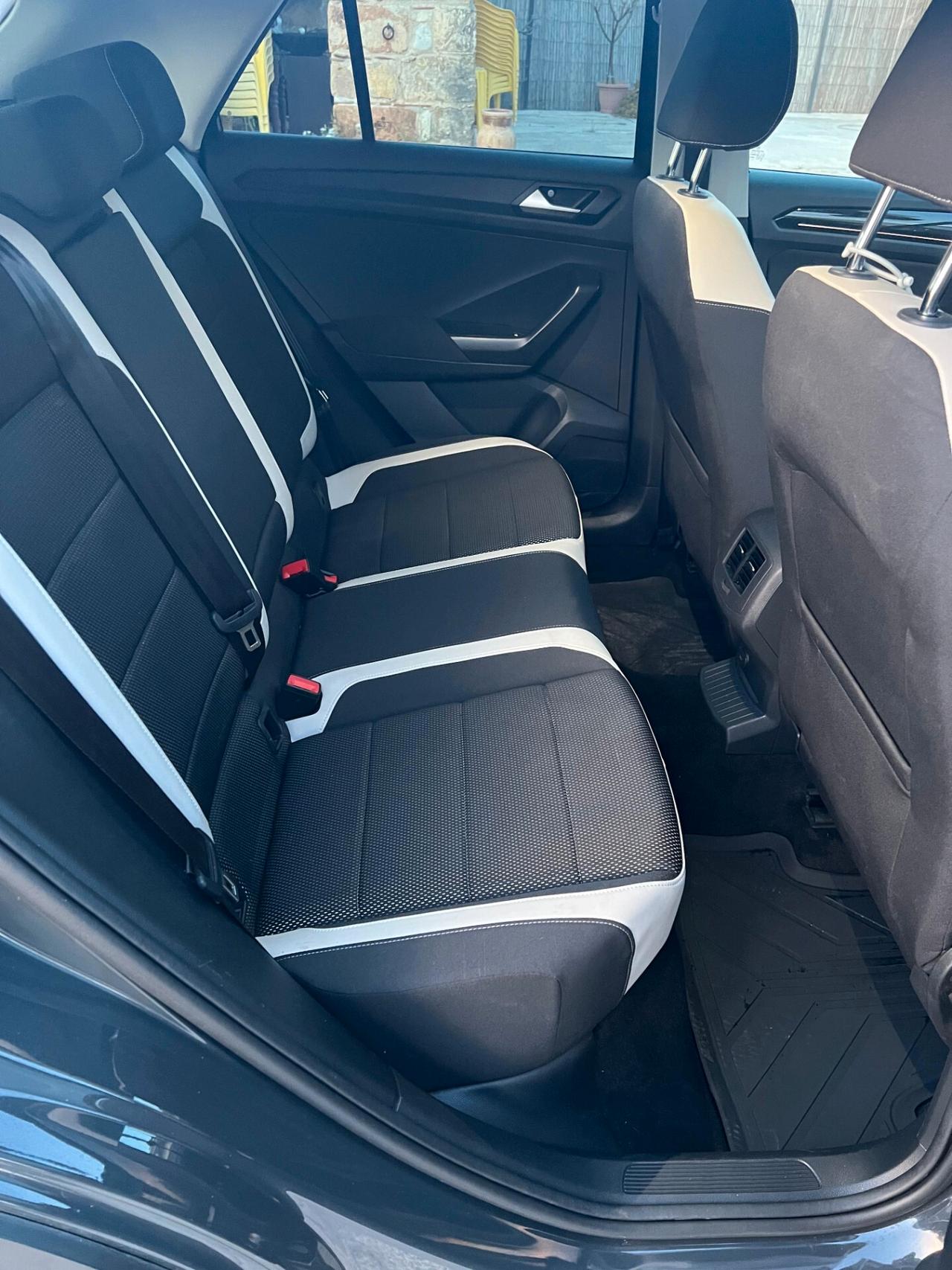 Volkswagen T-Roc 1.6 TDI SCR Advanced BlueMotion Technology
