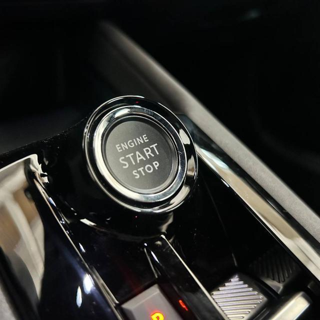 ALFA ROMEO Junior 1.2 136 CV Hybrid eDCT6 Speciale