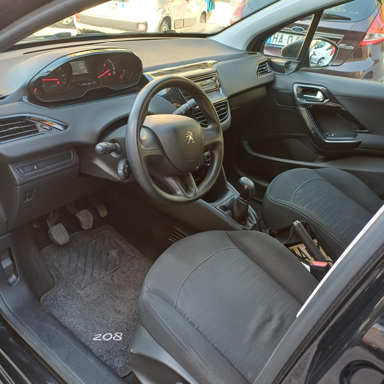 Peugeot 208 1.2 VTi 82 CV 5 porte Active