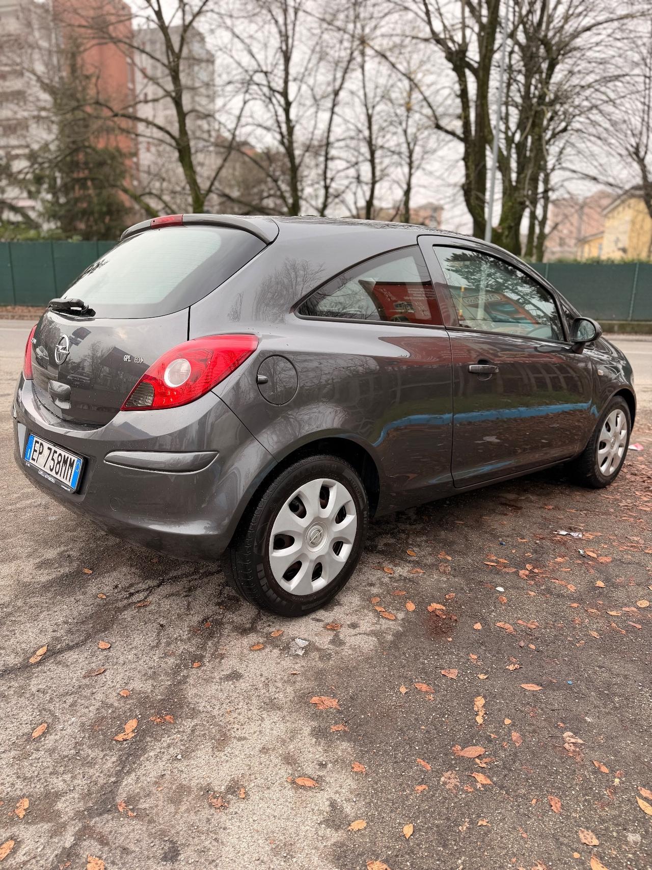Opel Corsa 1.2 85CV 3 porte GPL-TECH Ecotec