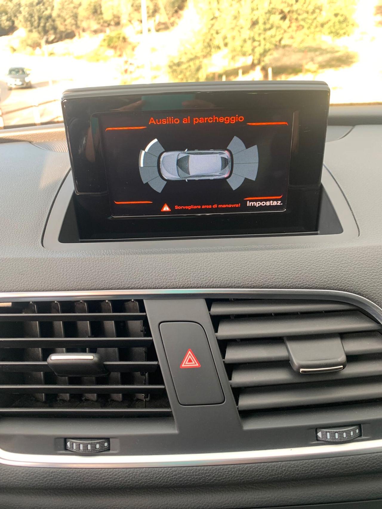 Audi Q3 2.0 TDI 150 CV S tronic Business