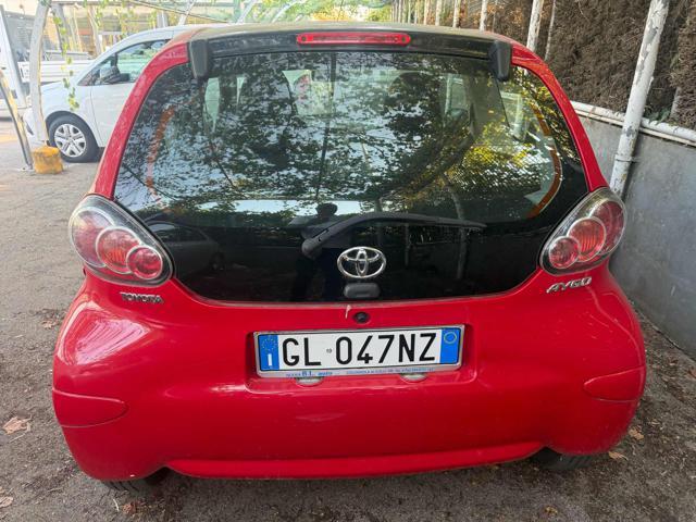 TOYOTA Aygo 80,389km 1.0 12V VVT-i 3p Orange Connect