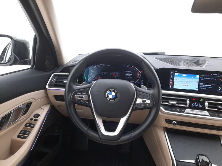 BMW Serie 3 320d Touring Luxury xDrive BR865491 2.0 Mild Hybrid 190CV