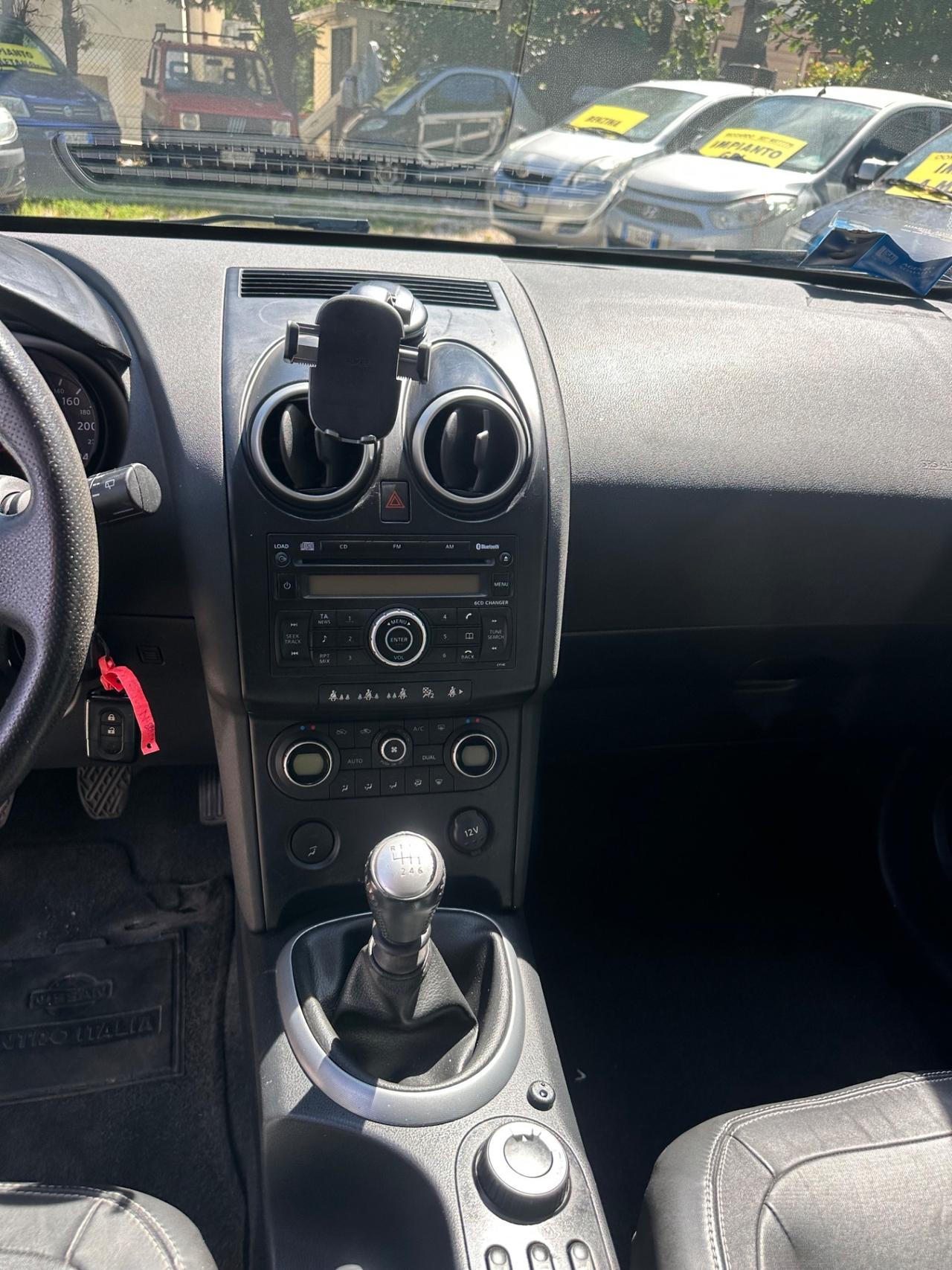Nissan Qashqai 2.0 dCi DPF 4WD Tekna