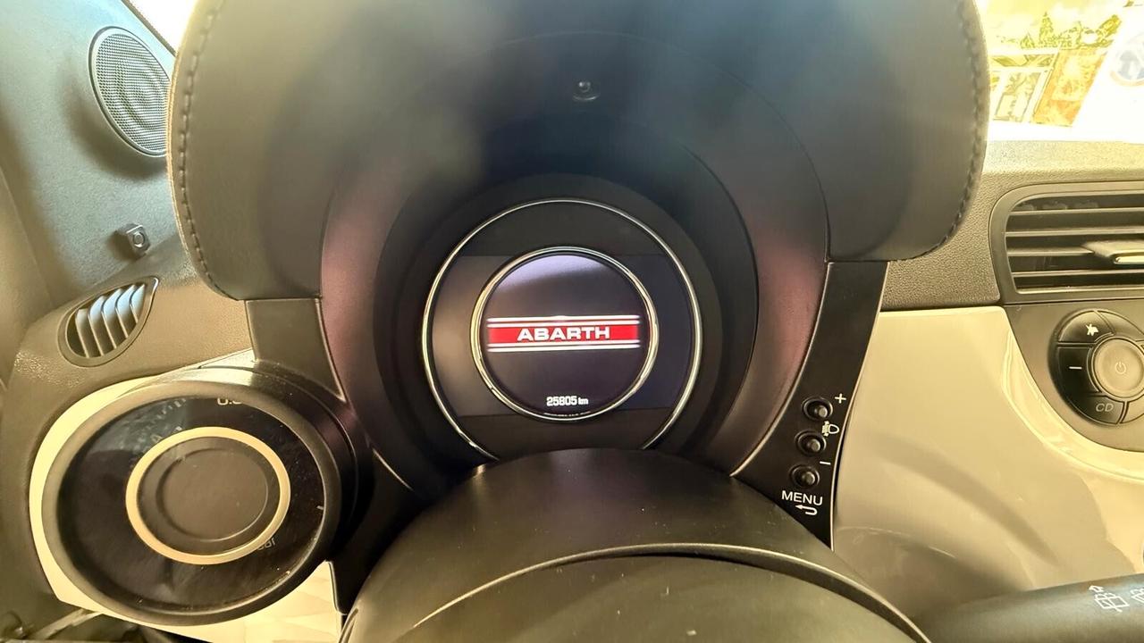 Abarth 500 1.4 Turbo T-Jet 140 CV