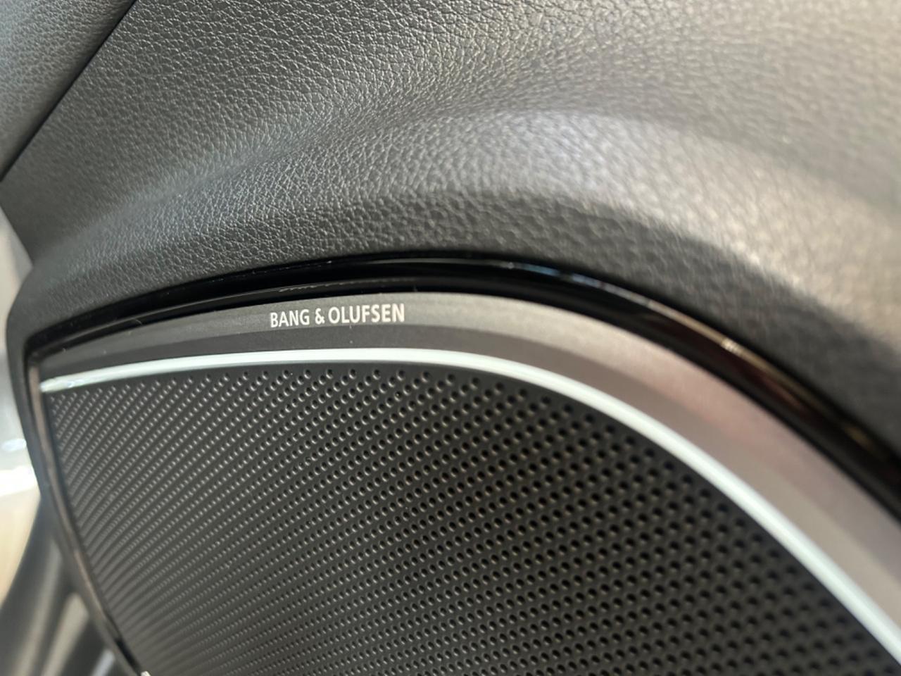 Audi A3 SPB 2.0 TDI S-LINE