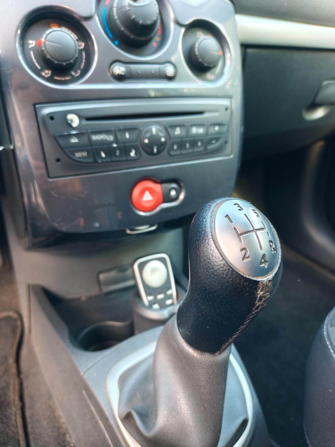 Renault Clio 1.2 75CV 5 porte – Solo 89.000 km – OK NEOPATENTATI