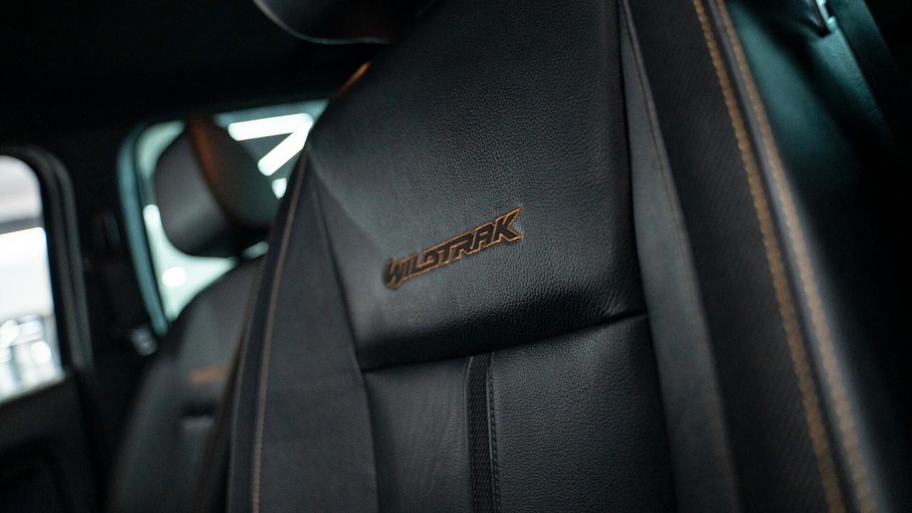 Ford Ranger 2.0 TDCI DOUBLE CAB WILDTRAK 213 CV AUTO XENO PELL